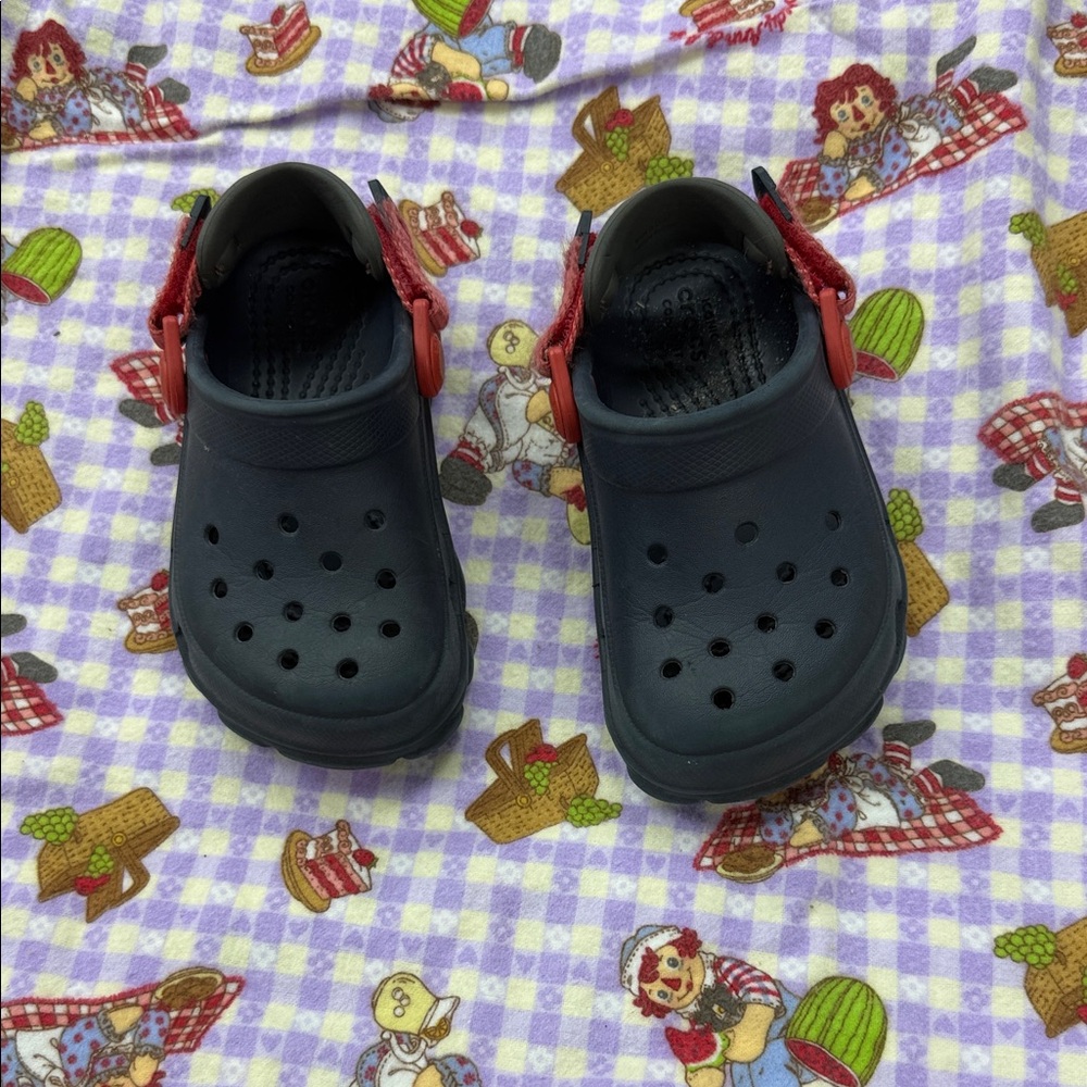 CROCS Kids Black Sandals with Red Strap